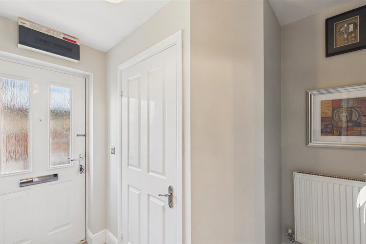 Entrance Hall - Picture 9 of 23