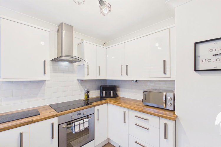 Kitchen - Picture 13 of 23