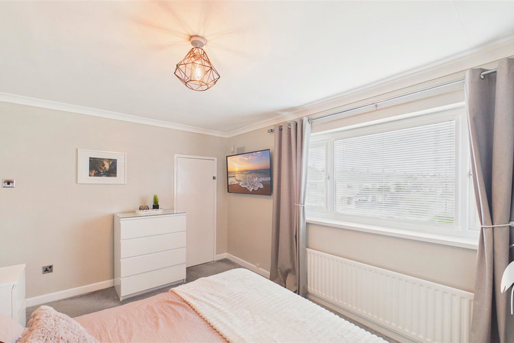 Bedroom 1 - Picture 17 of 23