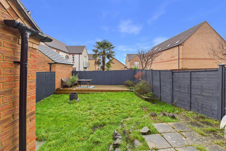 Outside - Picture 19 of 21