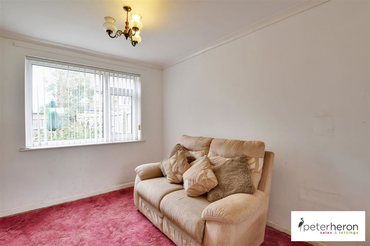 Dining Room - Picture 4 of 15