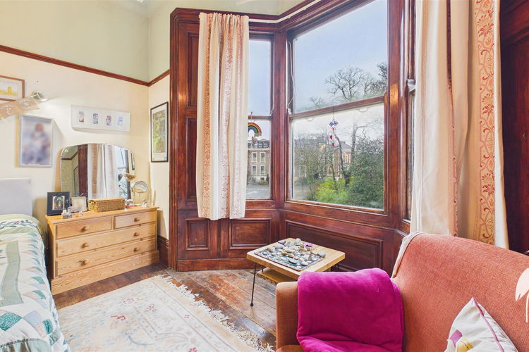 Bedroom 1 - Picture 21 of 30