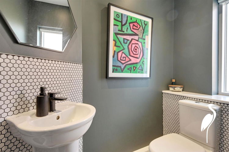 Cloakroom/WC - Picture 10 of 41