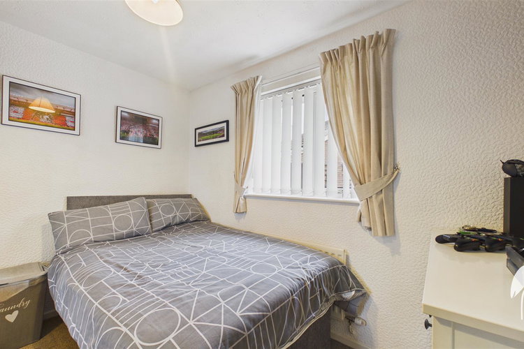 Bedroom 2 - Picture 9 of 14