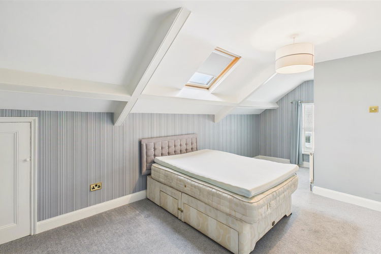 Bedroom One - Picture 16 of 20