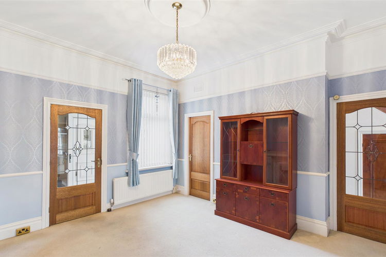 Dining Room - Picture 5 of 20