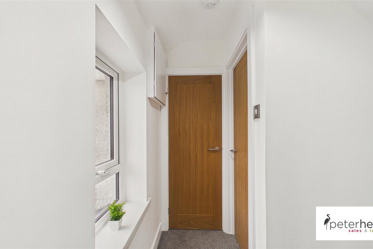 First Floor Landing - Picture 11 of 25