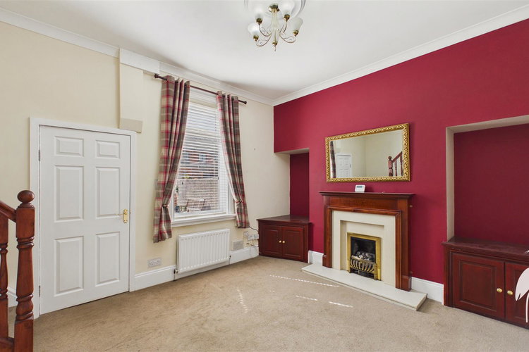 Dining Room - Picture 4 of 17