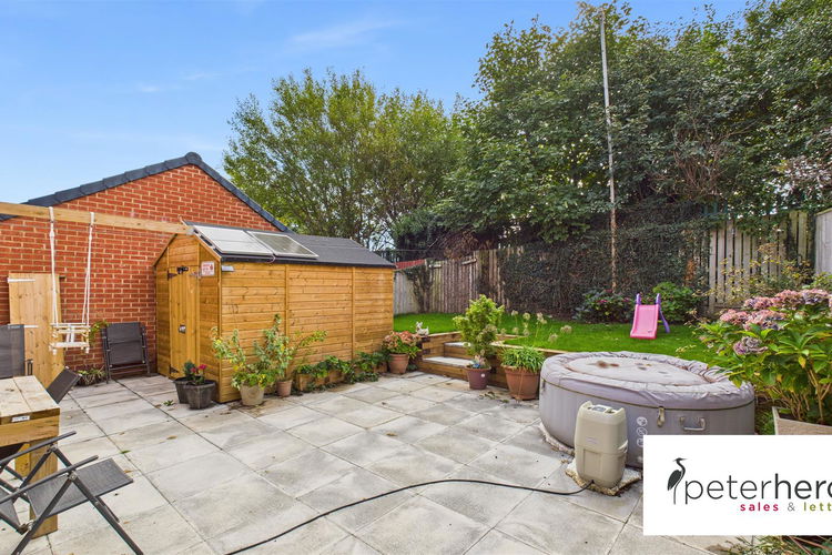 Outside - Picture 20 of 23