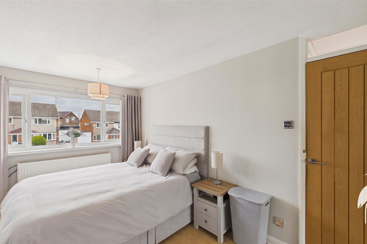 Bedroom 1 - Picture 13 of 23