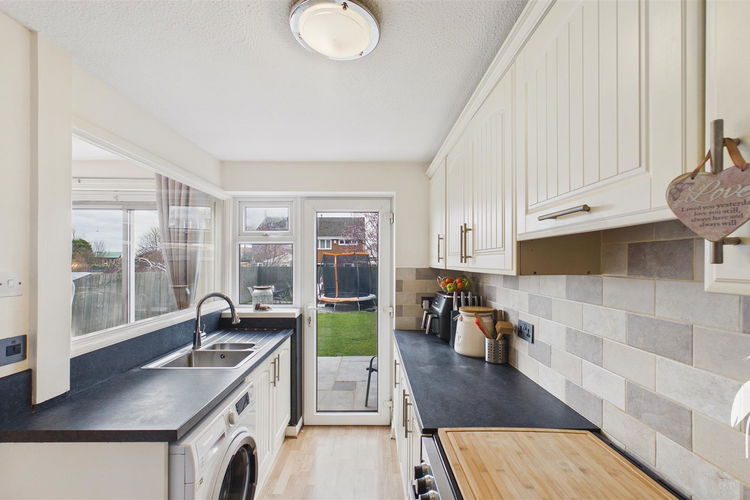 Kitchen - Picture 8 of 23