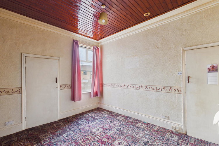 Dining Room - Picture 5 of 19