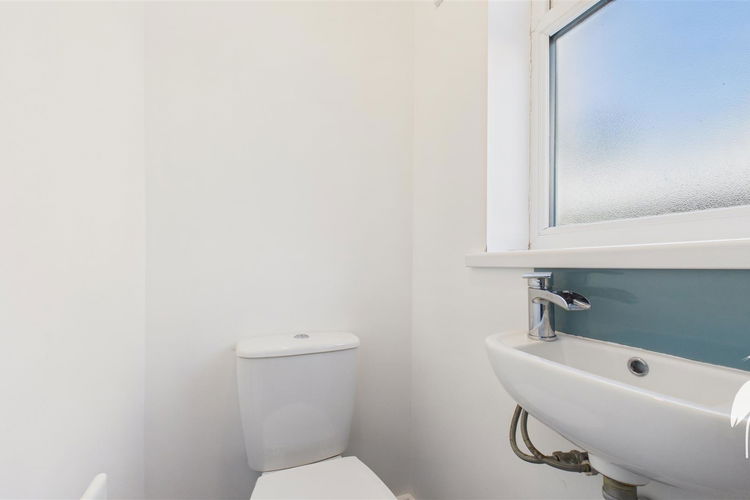 Cloakroom/WC - Picture 11 of 22