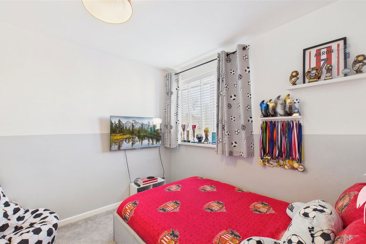 Bedroom 2 - Picture 15 of 22