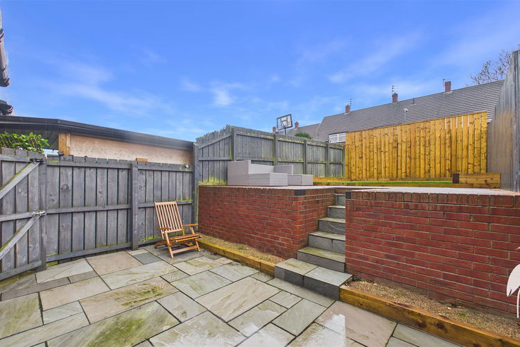 Outside - Picture 26 of 29