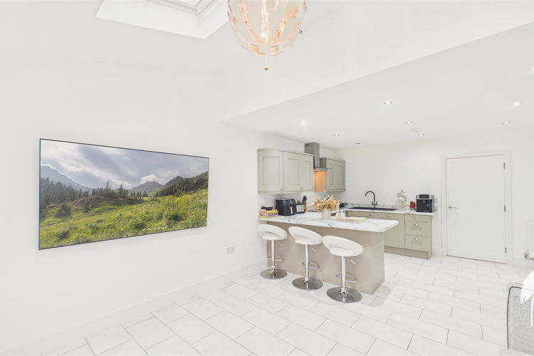 Kitchen/Living Area - Picture 10 of 29