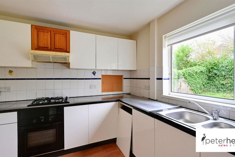 Kitchen - Picture 5 of 10