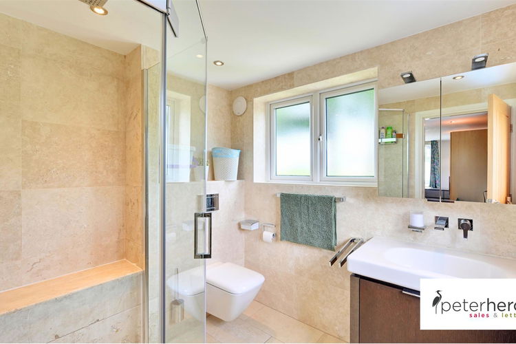 En-Suite Shower Room - Picture 21 of 44
