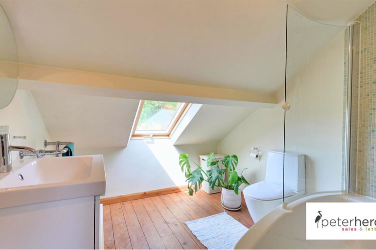 En-Suite Bathroom - Picture 34 of 44