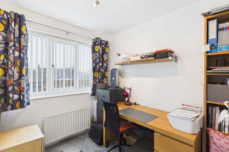 Bedroom 3 - Picture 18 of 25