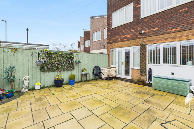 Outside - Picture 24 of 25