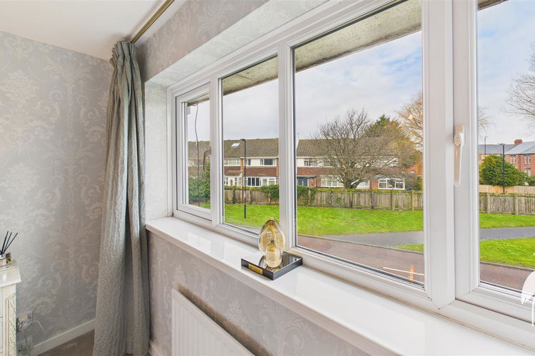 Bedroom 1 - Picture 12 of 26