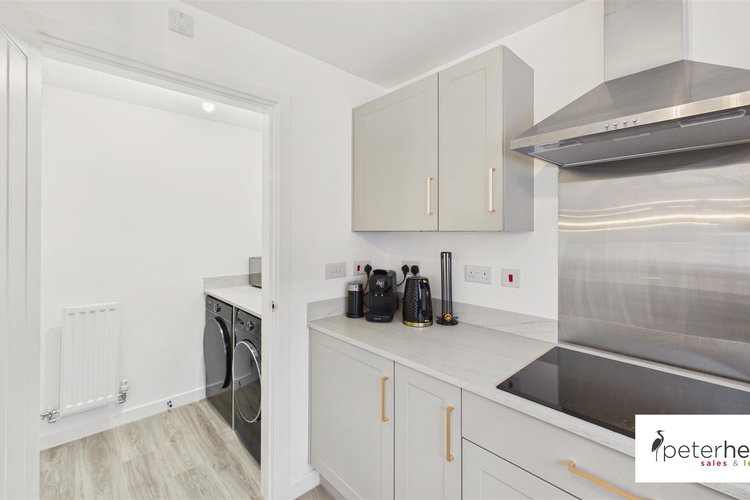 Open Plan Living/Dining and Kitchen - Picture 10 of 28