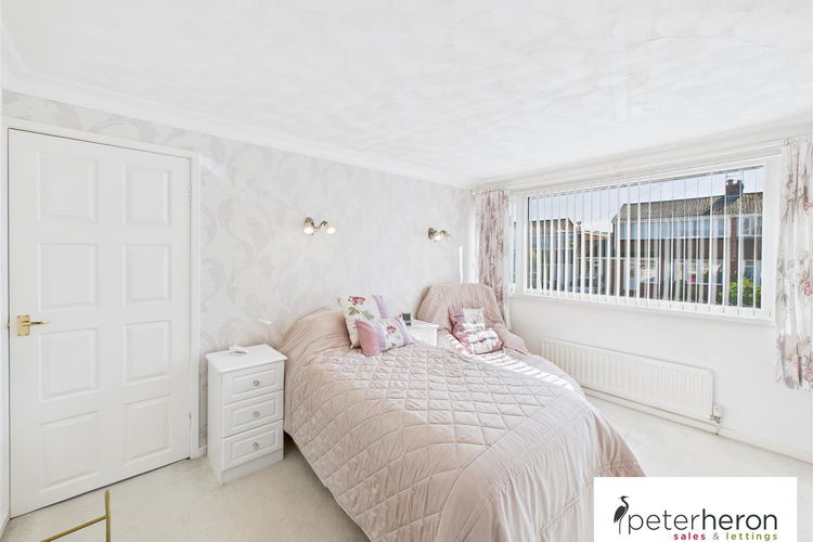 Bedroom 1 - Picture 21 of 31