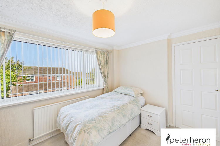 Bedroom 2 - Picture 23 of 31