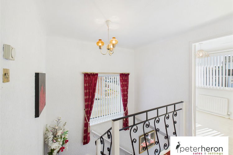 First Floor Landing - Picture 26 of 31