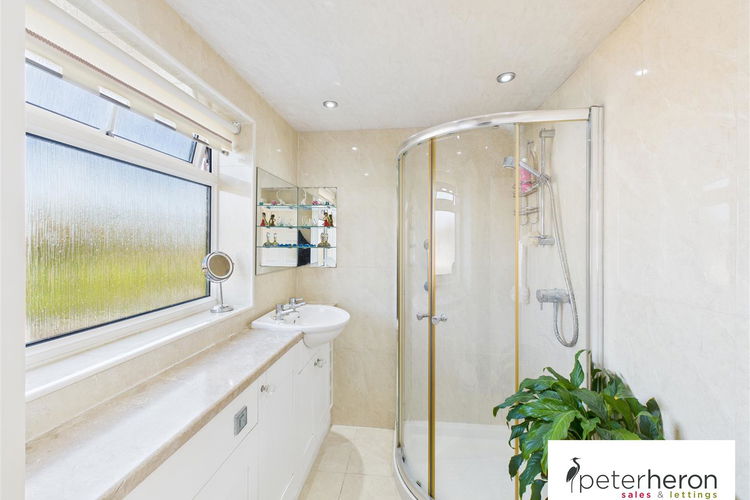 Shower Room - Picture 28 of 31