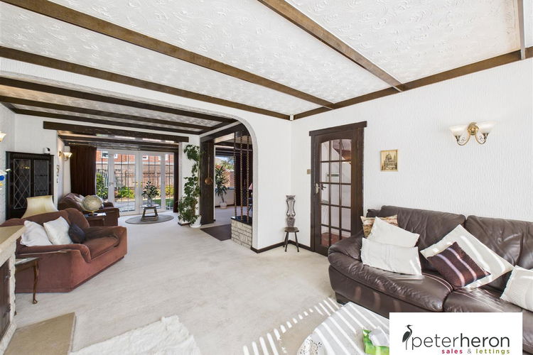 Living Room - Picture 4 of 31