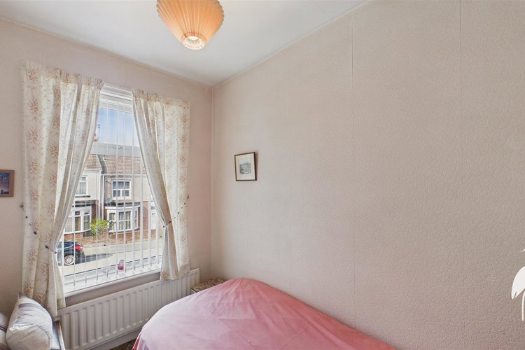 Bedroom 3 - Picture 14 of 21