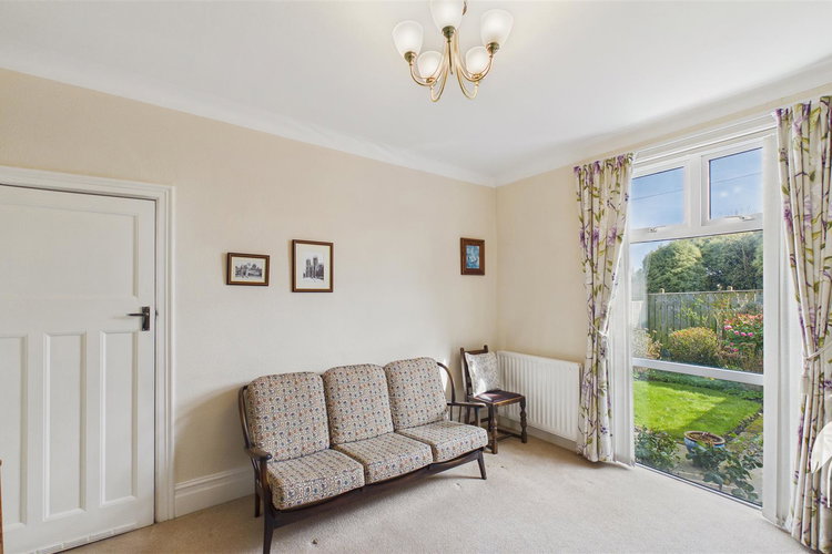 Dining Room - Picture 5 of 21