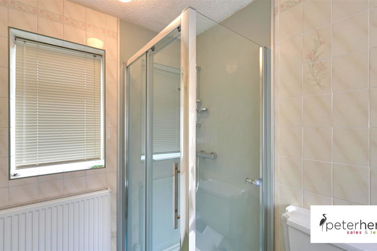 Bathroom - Picture 21 of 25