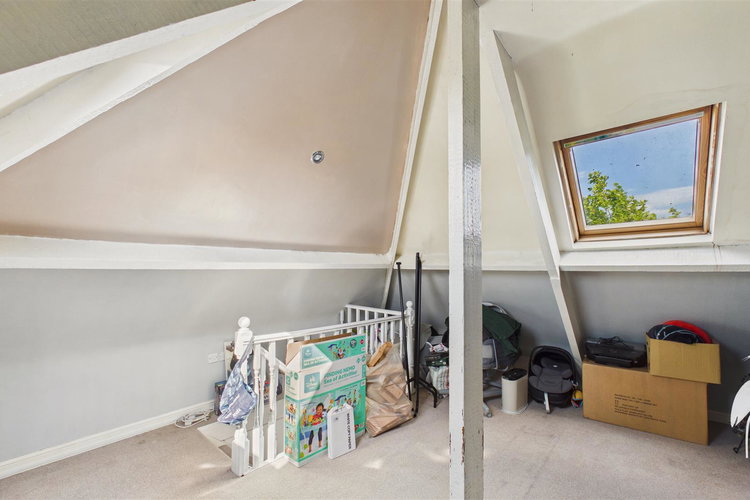 Loft Space - Picture 19 of 25