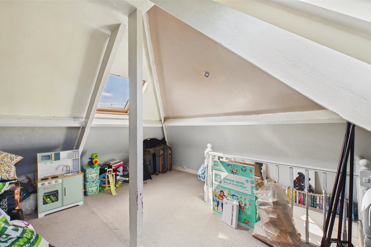 Loft Space - Picture 21 of 25
