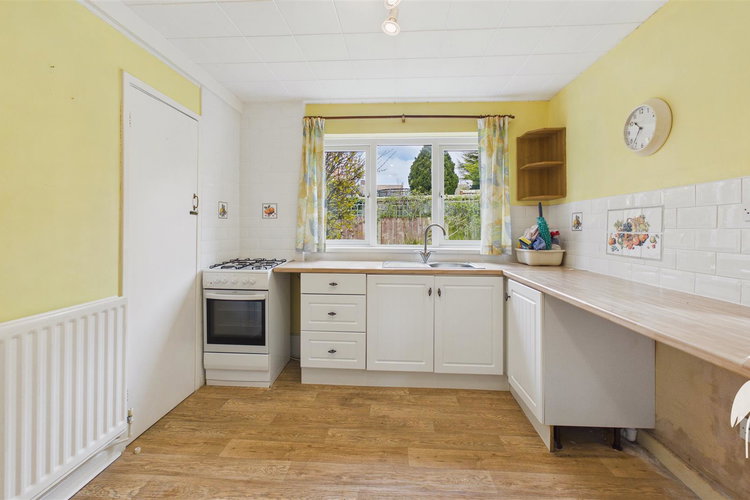 Kitchen - Picture 6 of 22