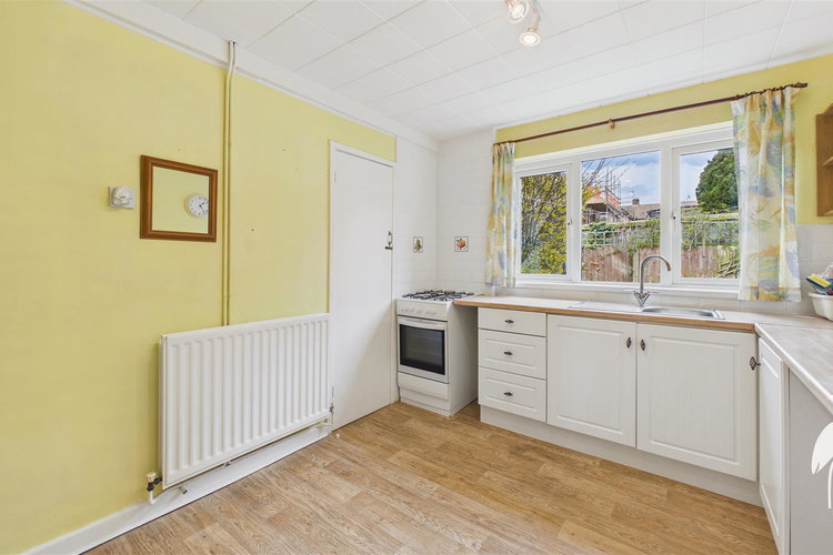 Kitchen - Picture 7 of 22