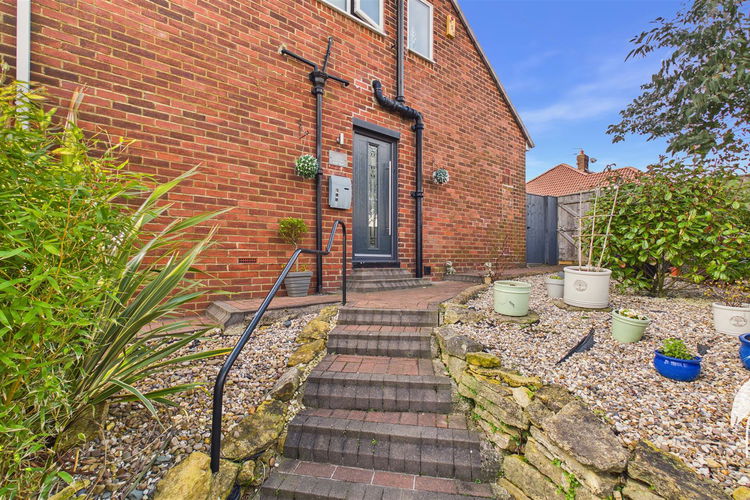 Outside - Picture 27 of 28