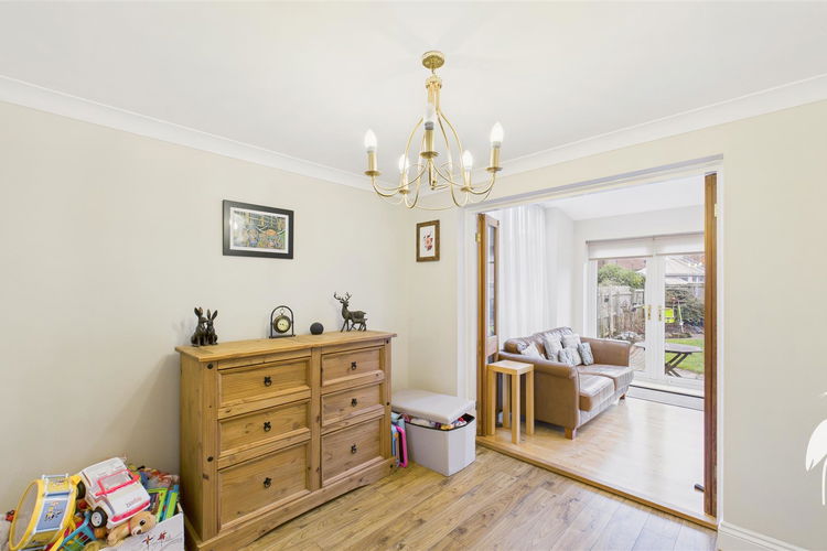 Dining Room - Picture 5 of 33