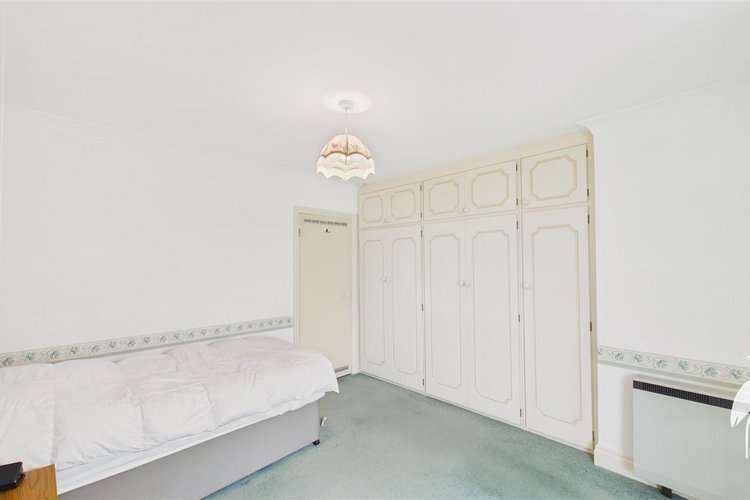 Bedroom 1 - Picture 11 of 22