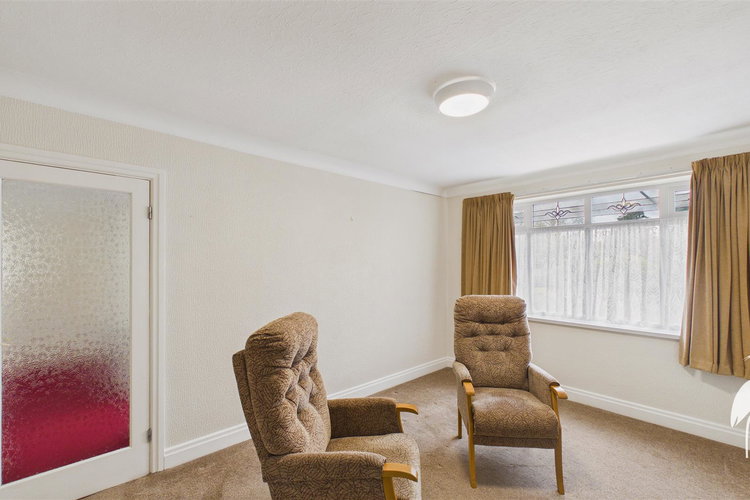 Dining Room - Picture 5 of 22