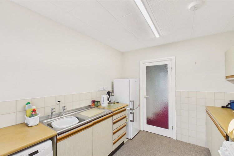 Kitchen - Picture 8 of 22