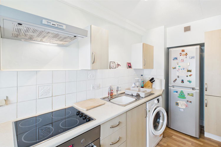 Kitchen - Picture 8 of 20