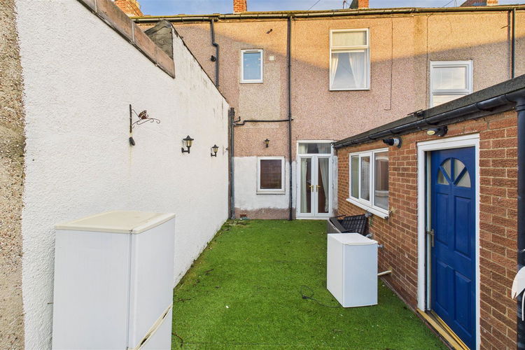 Outside - Picture 22 of 23