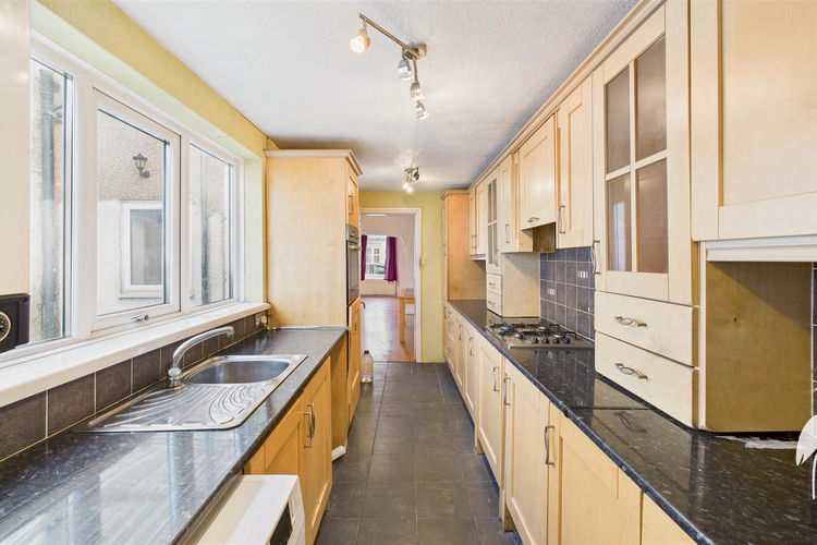 Kitchen - Picture 8 of 23