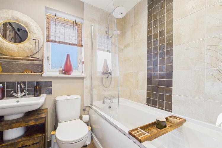 Bathroom - Picture 22 of 26