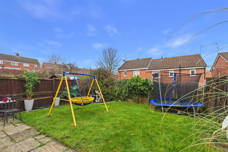 Outside - Picture 24 of 26