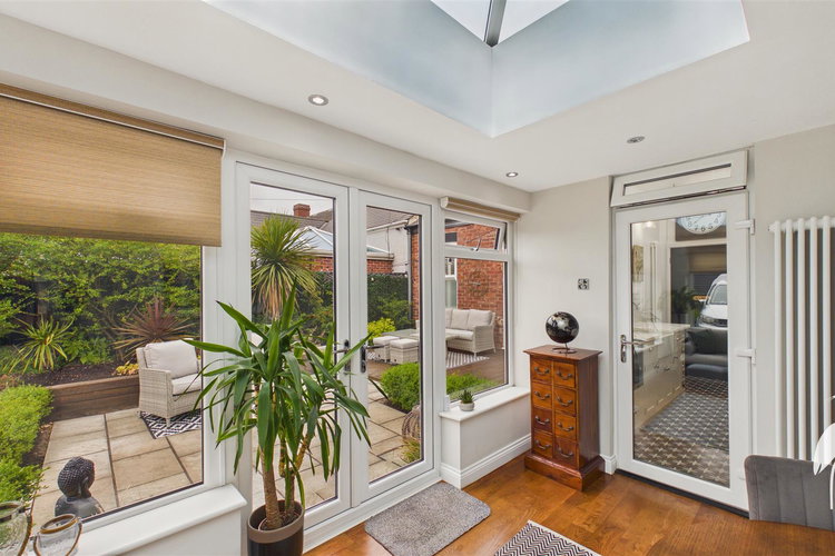 Conservatory - Picture 13 of 31